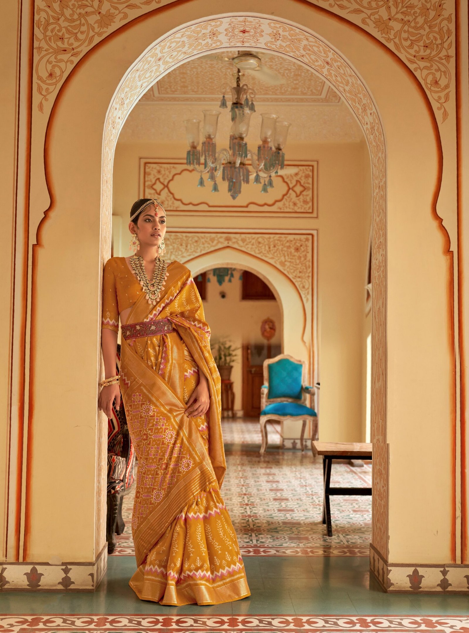 ethnic-motifs-zari-saree