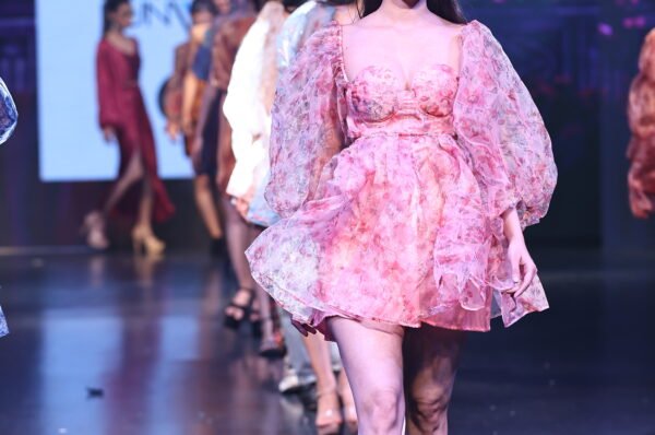 RUNWAY