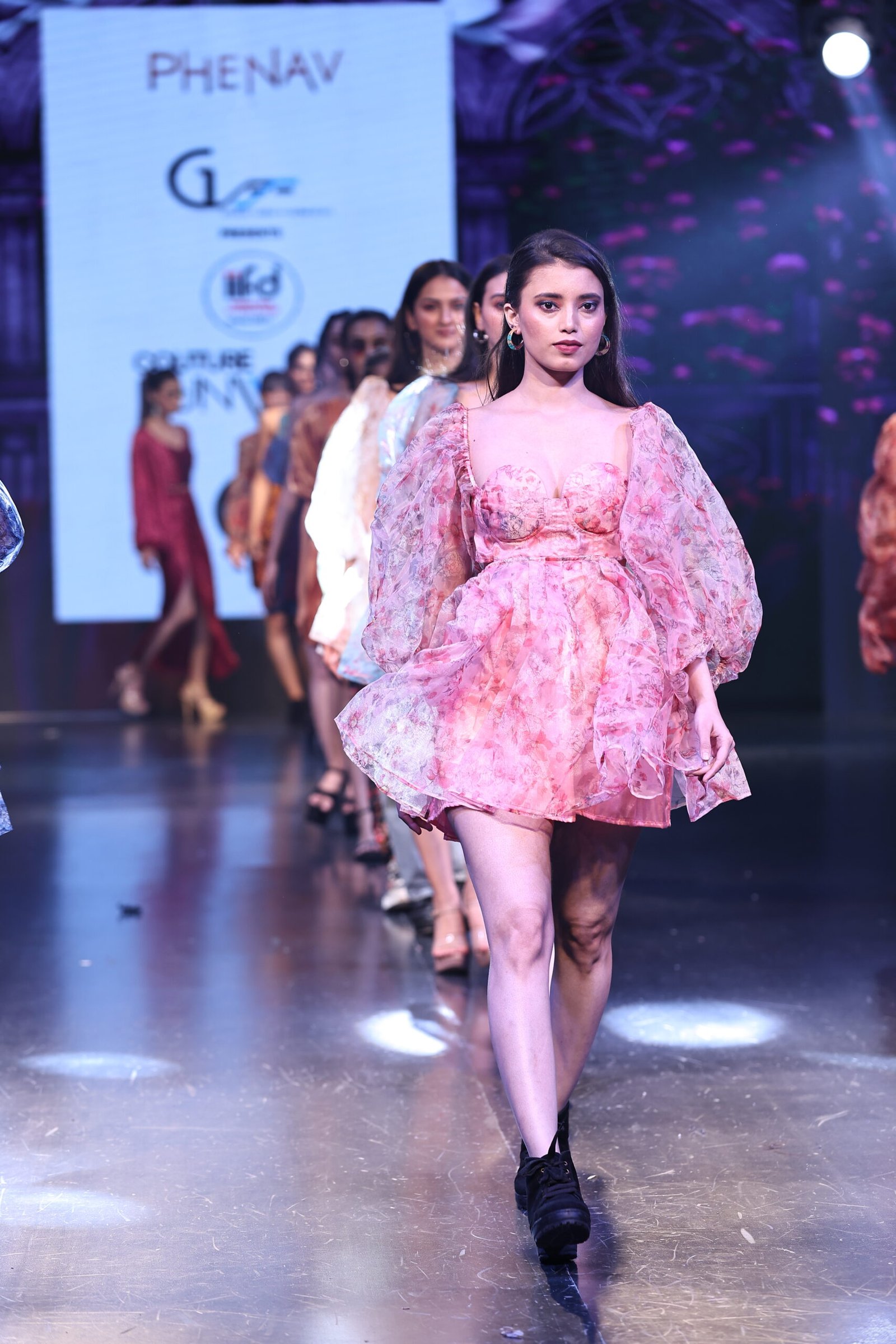 RUNWAY